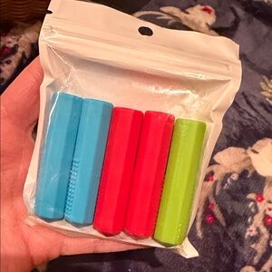 Eersida - 5 Colorful Silicone Pencil Toppers Grips Set - Stimming - Sensory Chew